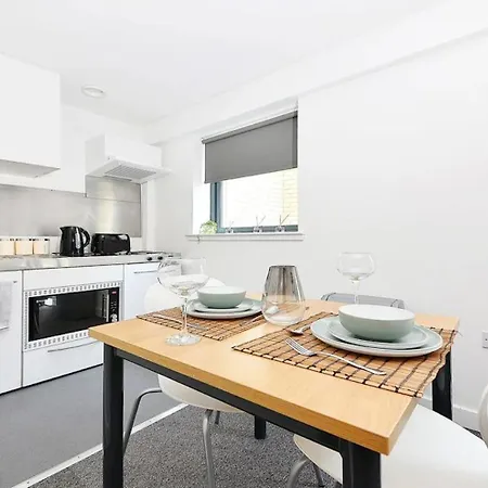 Mavromichalis Townhouse-3pax *
